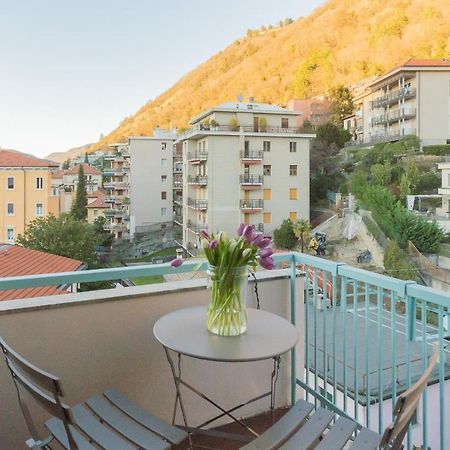 White Lake View Apartment By Rent All Комо Экстерьер фото