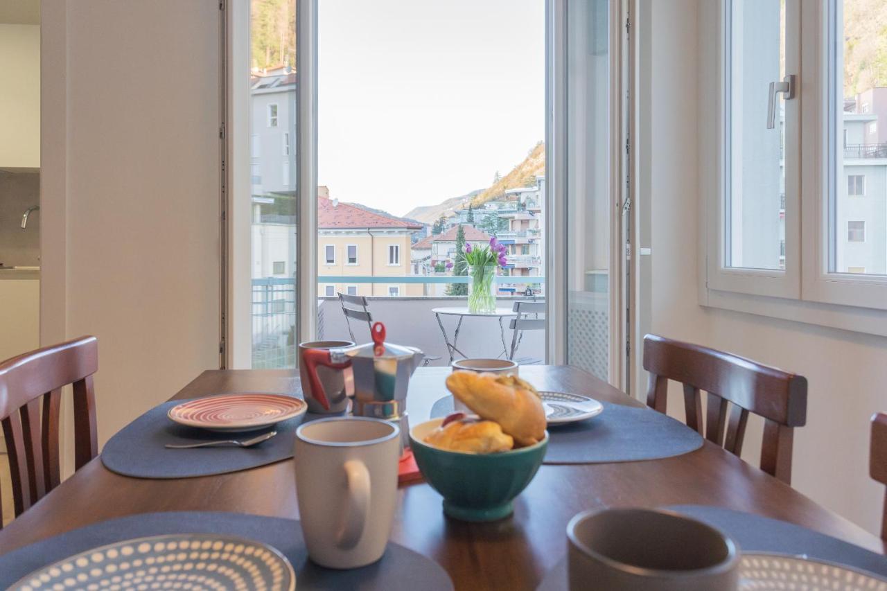 White Lake View Apartment By Rent All Комо Экстерьер фото