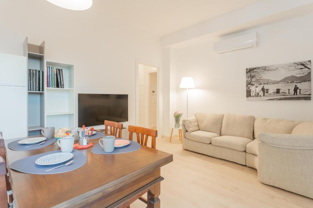 White Lake View Apartment By Rent All Комо Экстерьер фото